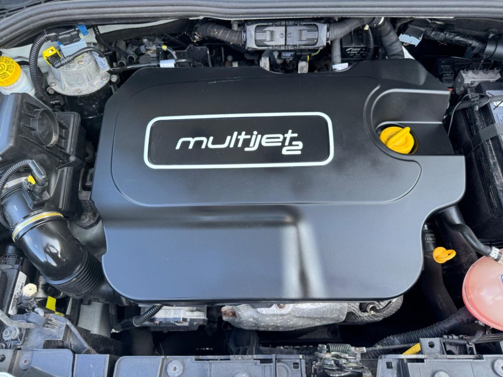 FIAT 500X 1.6 MultiJetII Cross Euro 6 (s/s) 5dr 2015