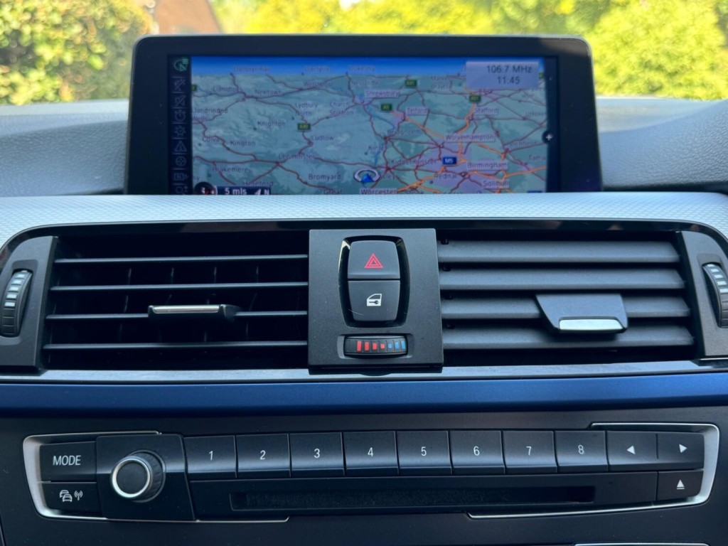 BMW 3 SERIES 2.0 320d M Sport Touring Auto Euro 5 (s/s) 5dr 2012