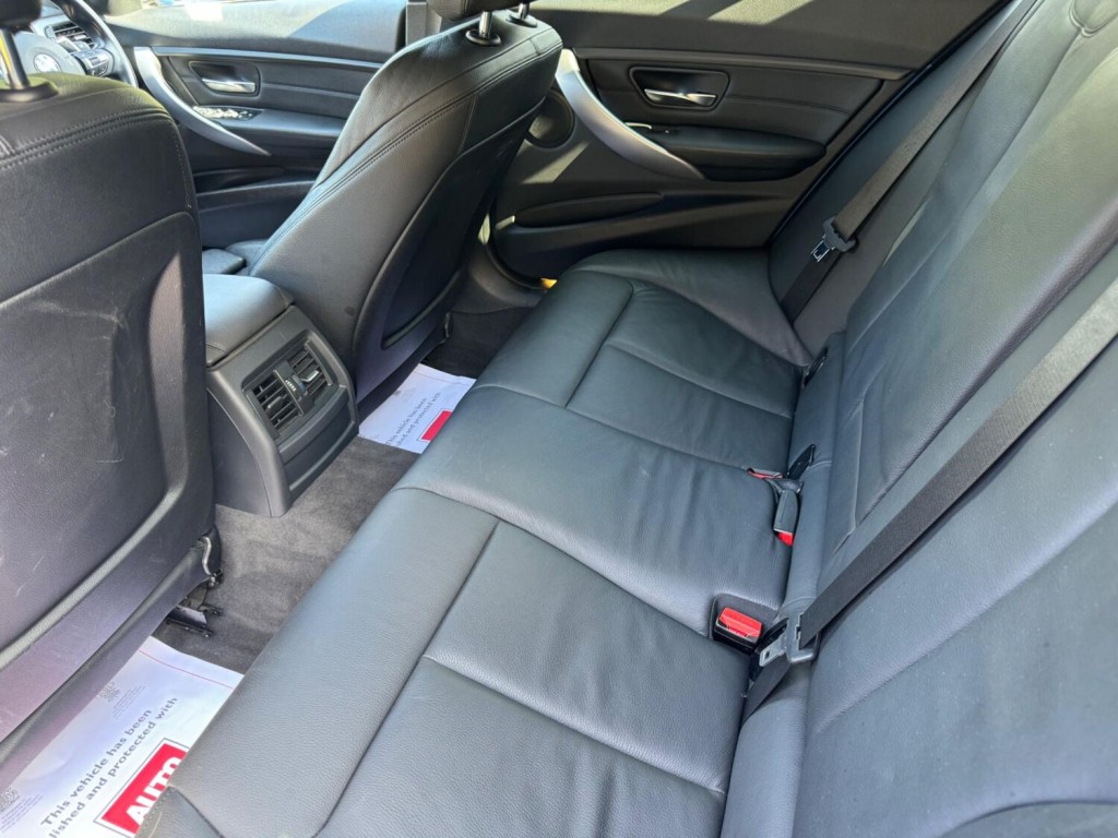 BMW 3 SERIES 2.0 320d M Sport Touring Auto Euro 5 (s/s) 5dr 2012