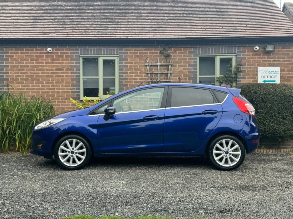 FORD FIESTA 1.0T EcoBoost Titanium Euro 6 (s/s) 5dr 2015