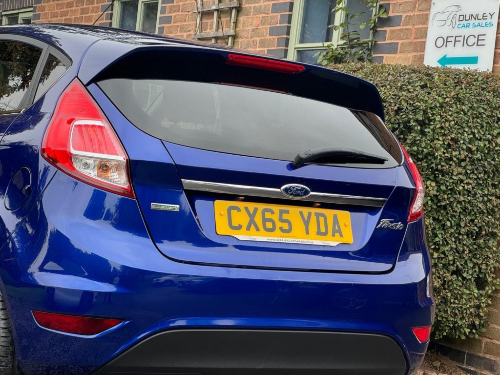 FORD FIESTA 1.0T EcoBoost Titanium Euro 6 (s/s) 5dr 2015