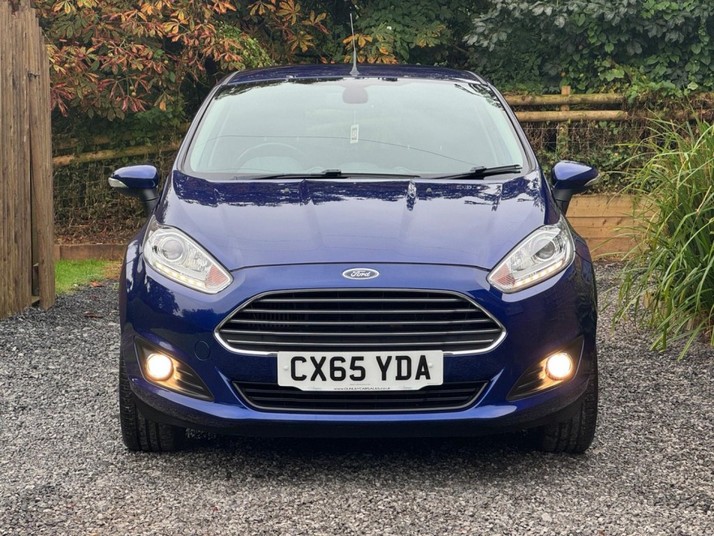 FORD FIESTA 1.0T EcoBoost Titanium Euro 6 (s/s) 5dr 2015