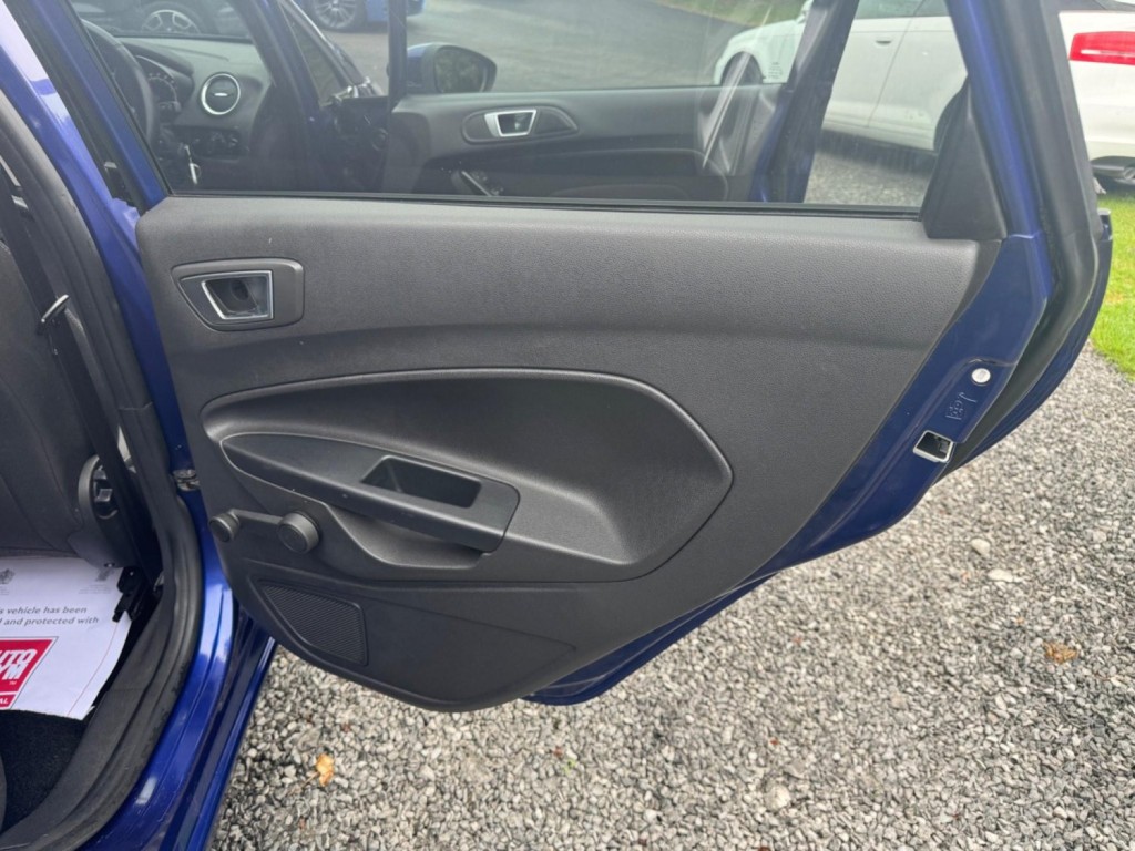 FORD FIESTA 1.0T EcoBoost Titanium Euro 6 (s/s) 5dr 2015
