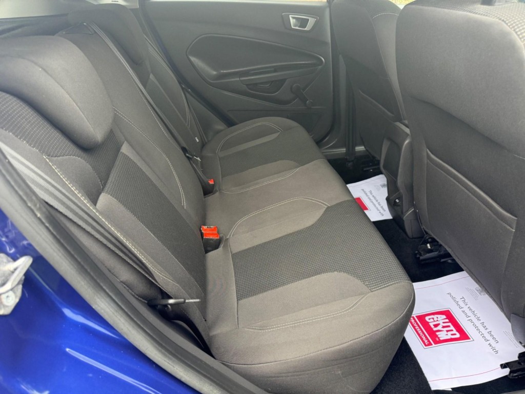 FORD FIESTA 1.0T EcoBoost Titanium Euro 6 (s/s) 5dr 2015