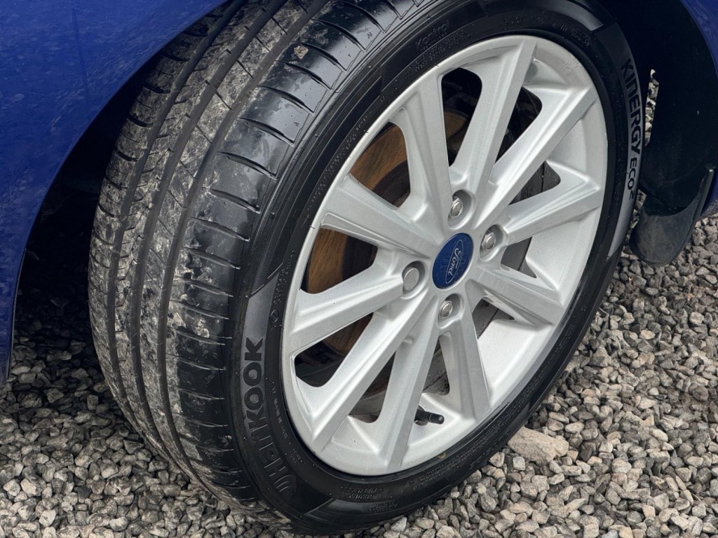 FORD FIESTA 1.0T EcoBoost Titanium Euro 6 (s/s) 5dr 2015