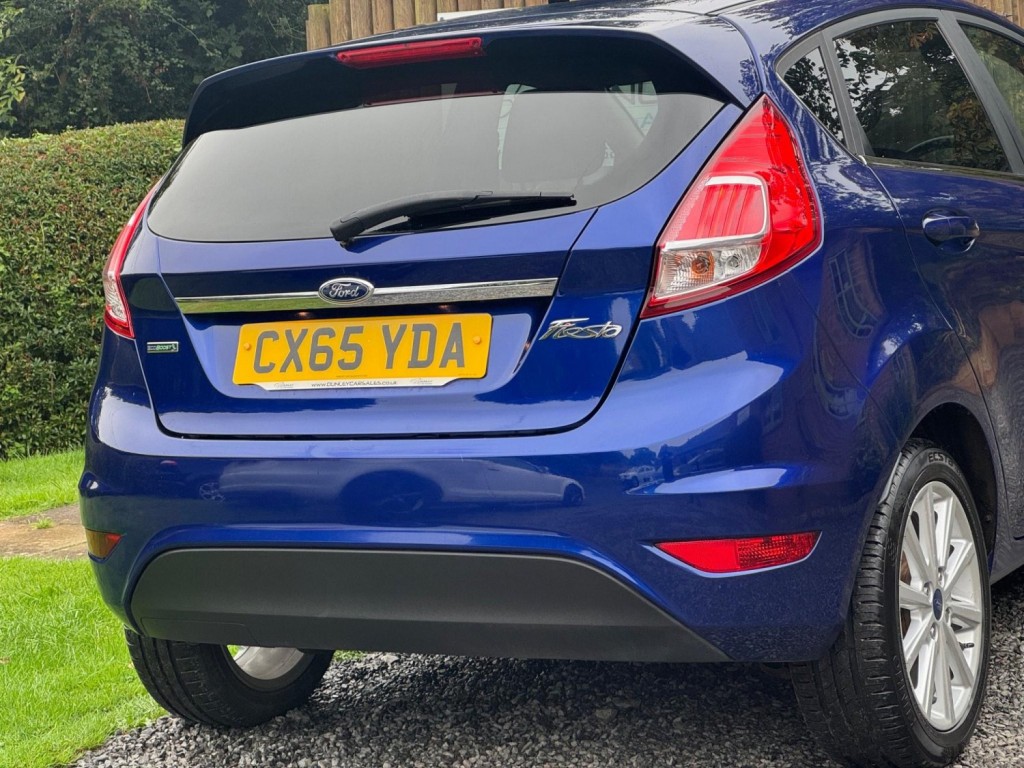 FORD FIESTA 1.0T EcoBoost Titanium Euro 6 (s/s) 5dr 2015