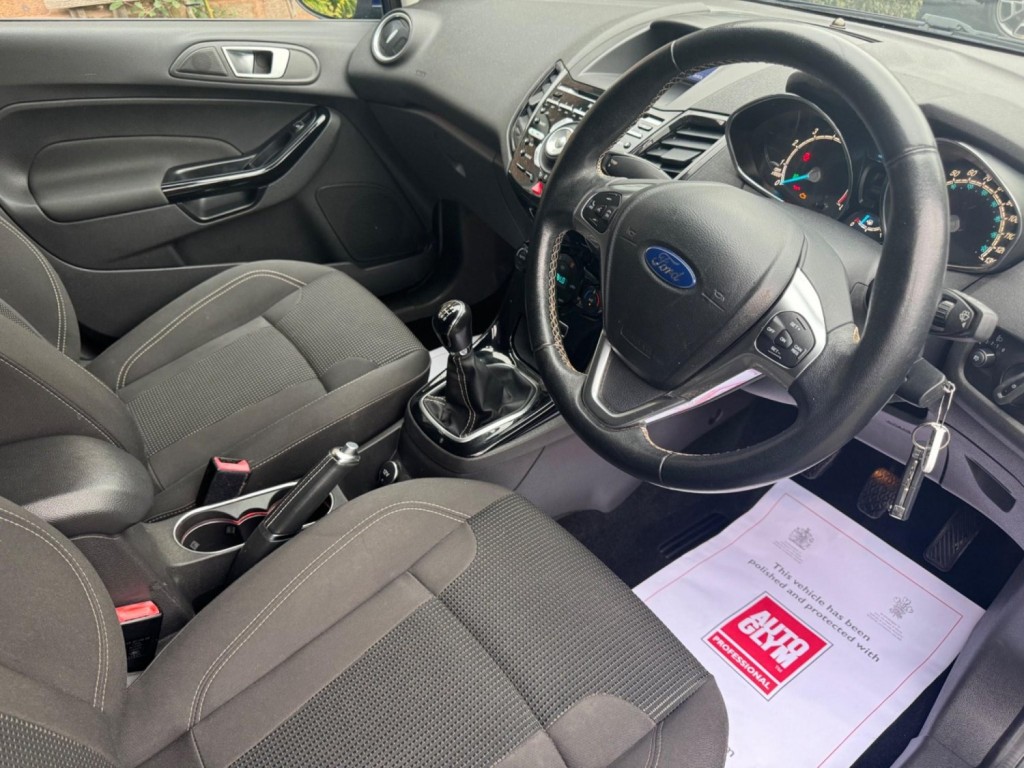 FORD FIESTA 1.0T EcoBoost Titanium Euro 6 (s/s) 5dr 2015