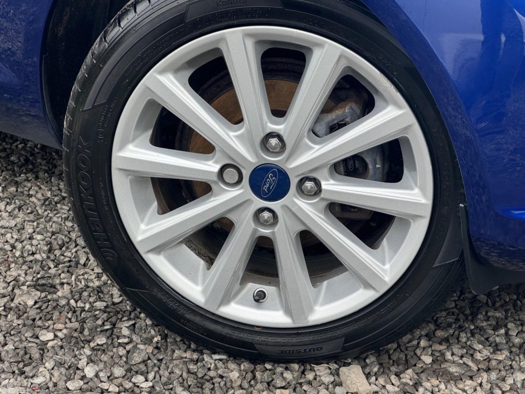 FORD FIESTA 1.0T EcoBoost Titanium Euro 6 (s/s) 5dr 2015
