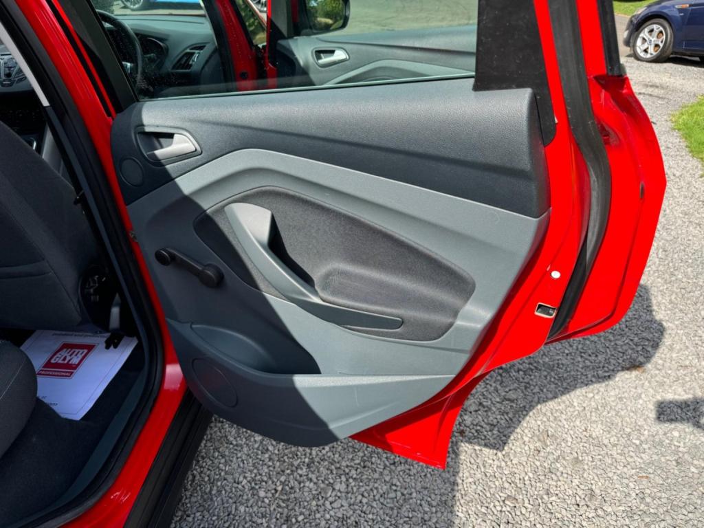 FORD C-MAX 1.6 TDCi Zetec Euro 5 5dr 2015