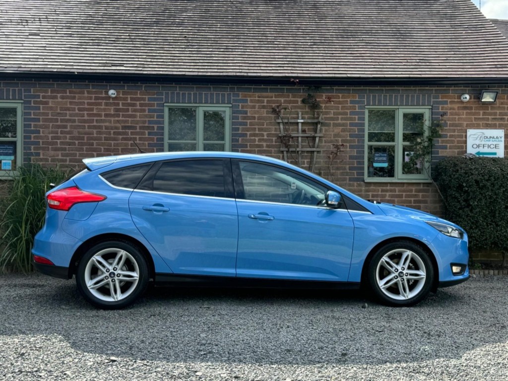 FORD FOCUS 1.0T EcoBoost Zetec Euro 6 (s/s) 5dr 2016