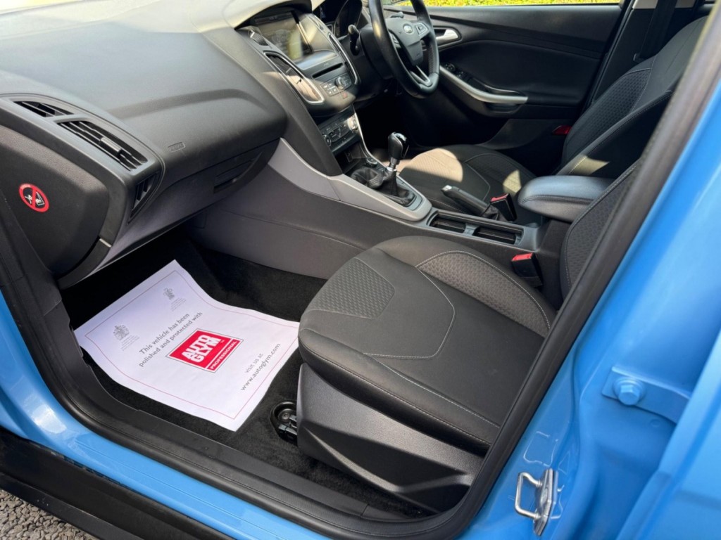 FORD FOCUS 1.0T EcoBoost Zetec Euro 6 (s/s) 5dr 2016