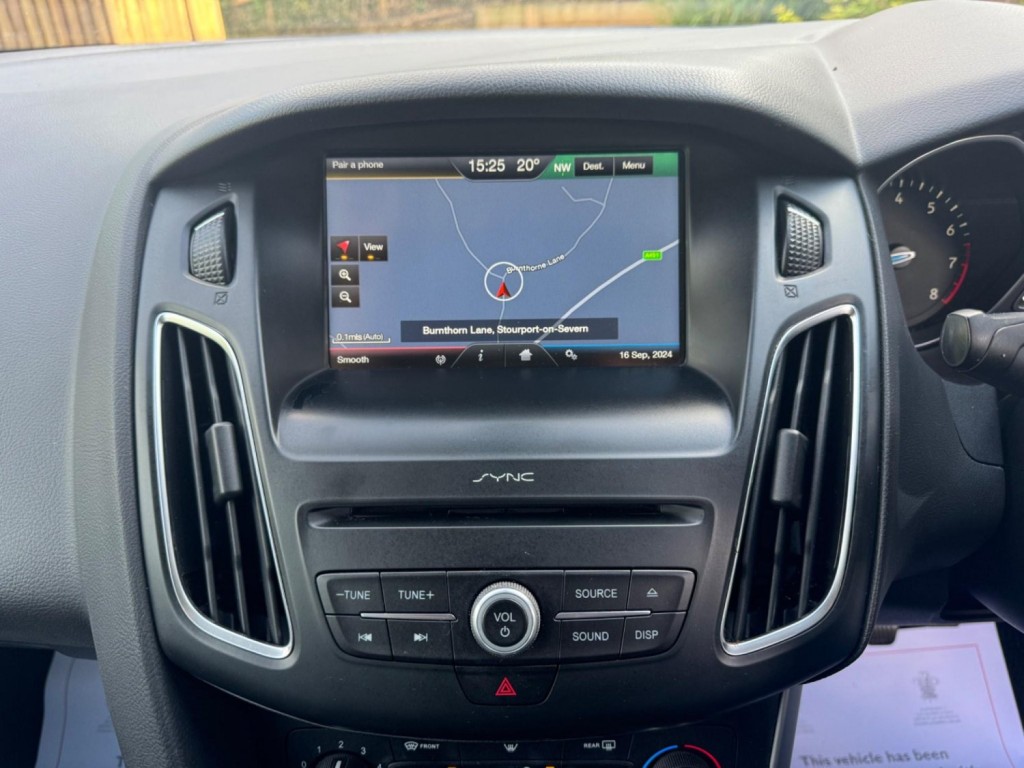 FORD FOCUS 1.0T EcoBoost Zetec Euro 6 (s/s) 5dr 2016