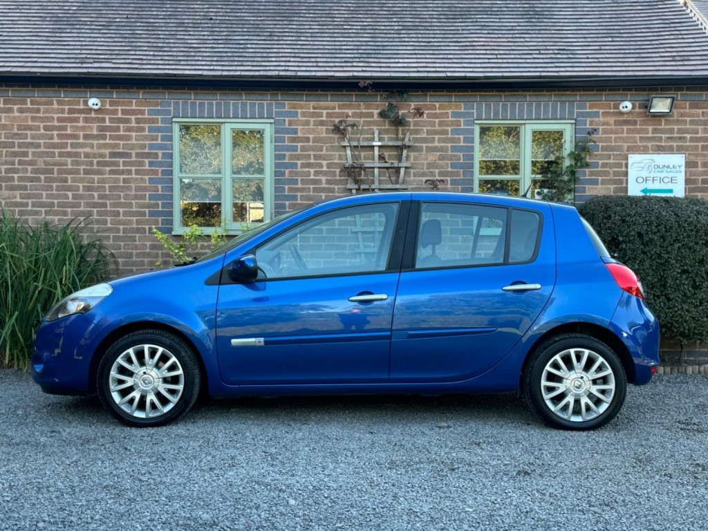 RENAULT CLIO 1.2 Dynamique Euro 4 5dr 2009