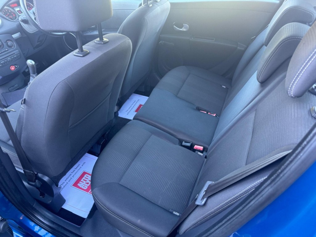 RENAULT CLIO 1.2 Dynamique Euro 4 5dr 2009