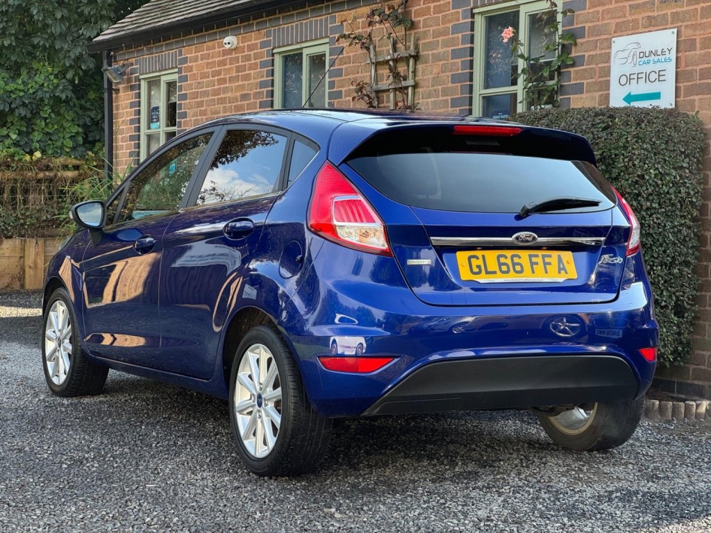 FORD FIESTA 1.0T EcoBoost Titanium Euro 6 (s/s) 5dr 2016