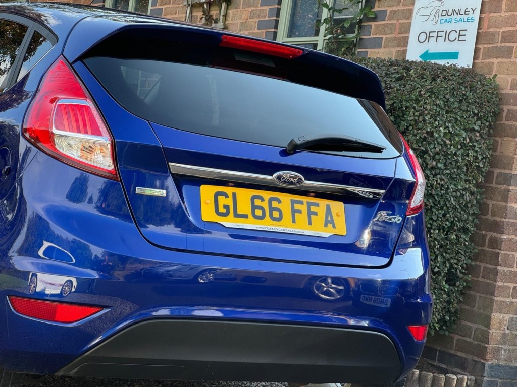 FORD FIESTA 1.0T EcoBoost Titanium Euro 6 (s/s) 5dr 2016