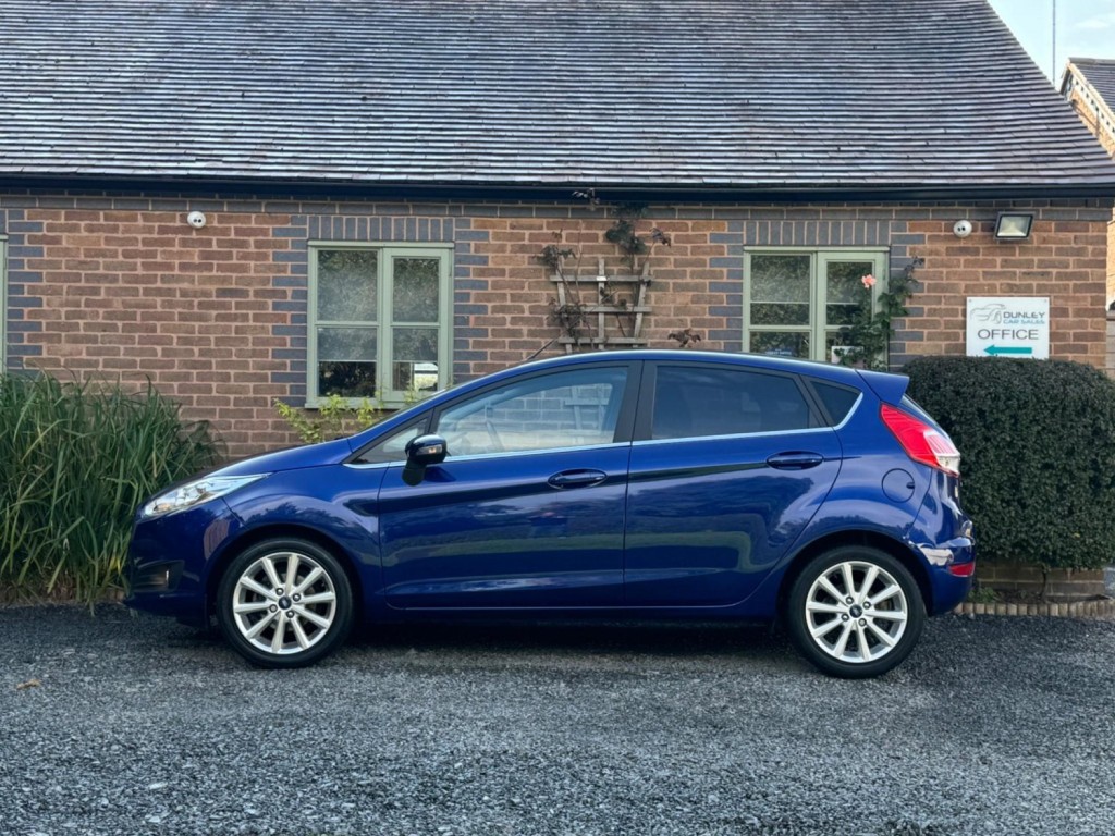 FORD FIESTA 1.0T EcoBoost Titanium Euro 6 (s/s) 5dr 2016