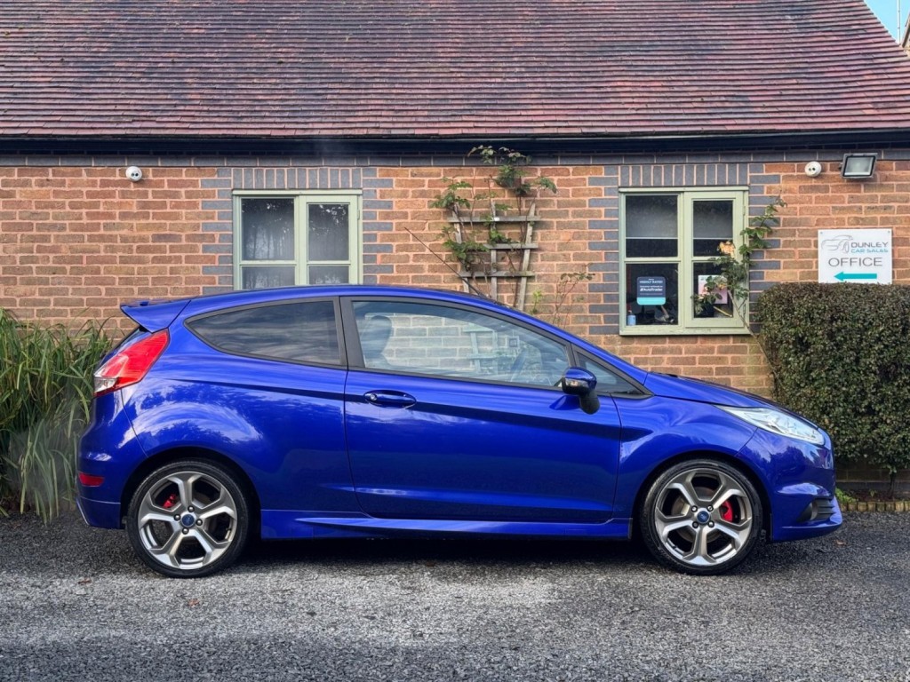FORD FIESTA 1.6T EcoBoost ST-2 Euro 5 3dr 2013