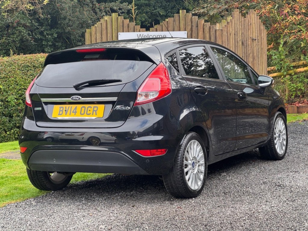 FORD FIESTA 1.0T EcoBoost Titanium Euro 5 (s/s) 5dr 2014