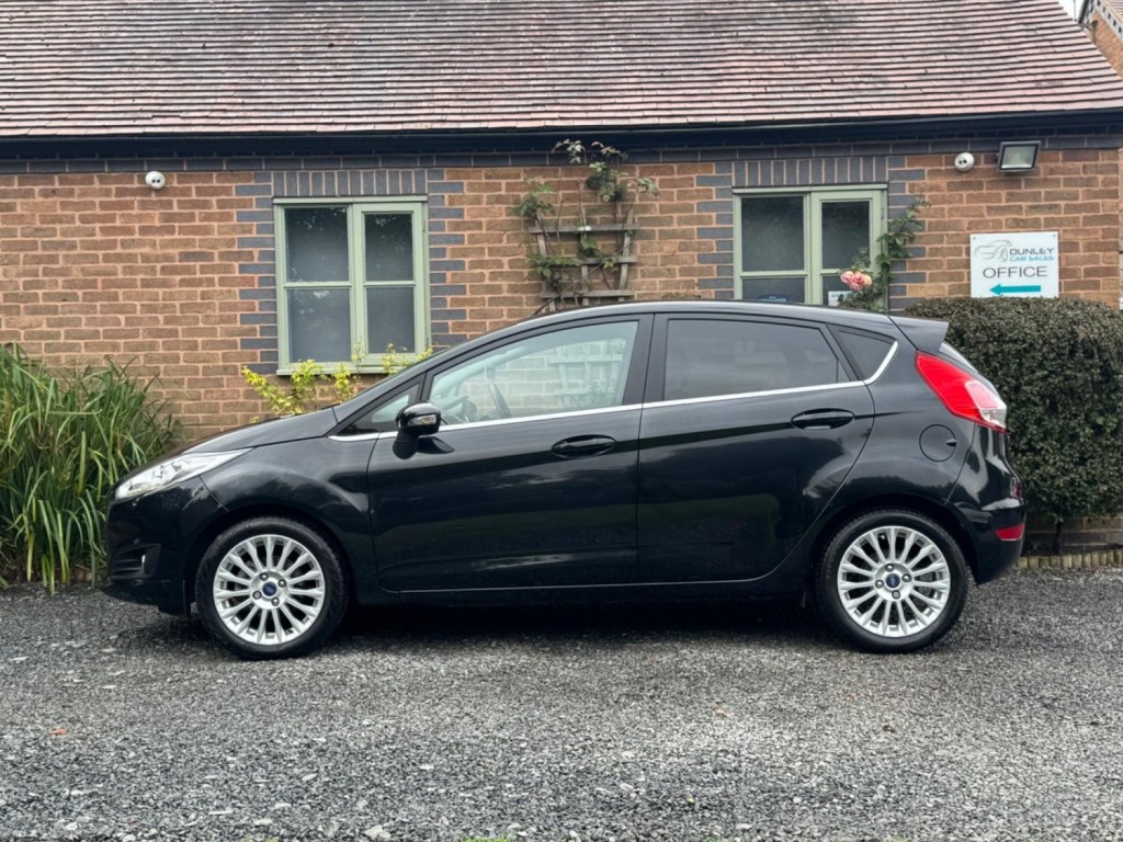 FORD FIESTA 1.0T EcoBoost Titanium Euro 5 (s/s) 5dr 2014