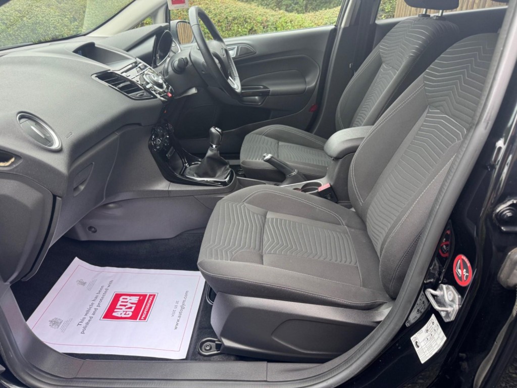 FORD FIESTA 1.0T EcoBoost Titanium Euro 5 (s/s) 5dr 2014