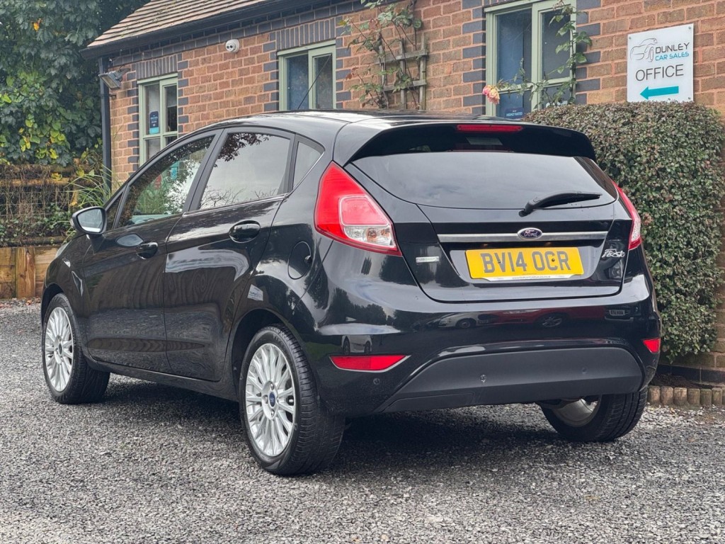 FORD FIESTA 1.0T EcoBoost Titanium Euro 5 (s/s) 5dr 2014