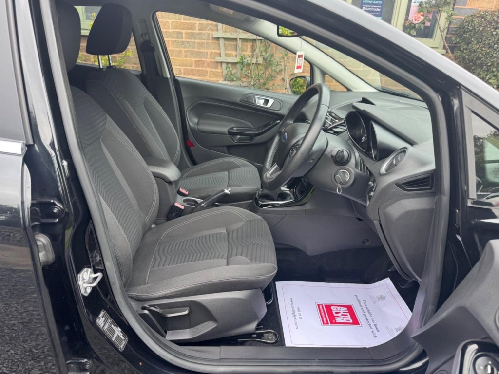 FORD FIESTA 1.0T EcoBoost Titanium Euro 5 (s/s) 5dr 2014