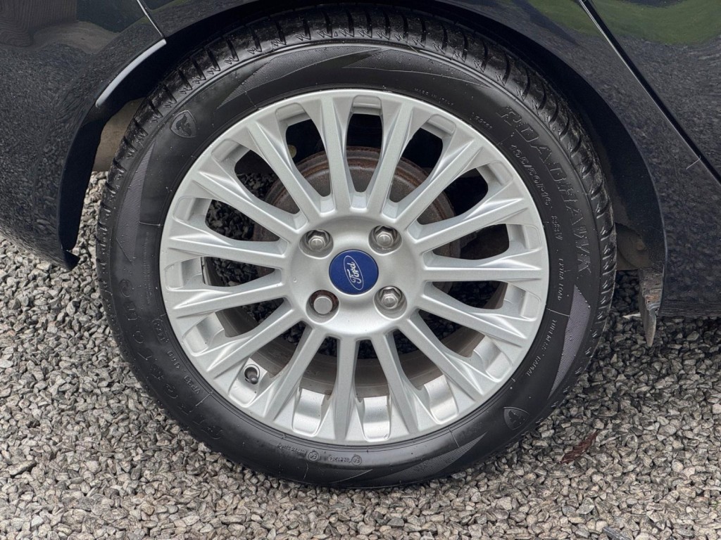 FORD FIESTA 1.0T EcoBoost Titanium Euro 5 (s/s) 5dr 2014