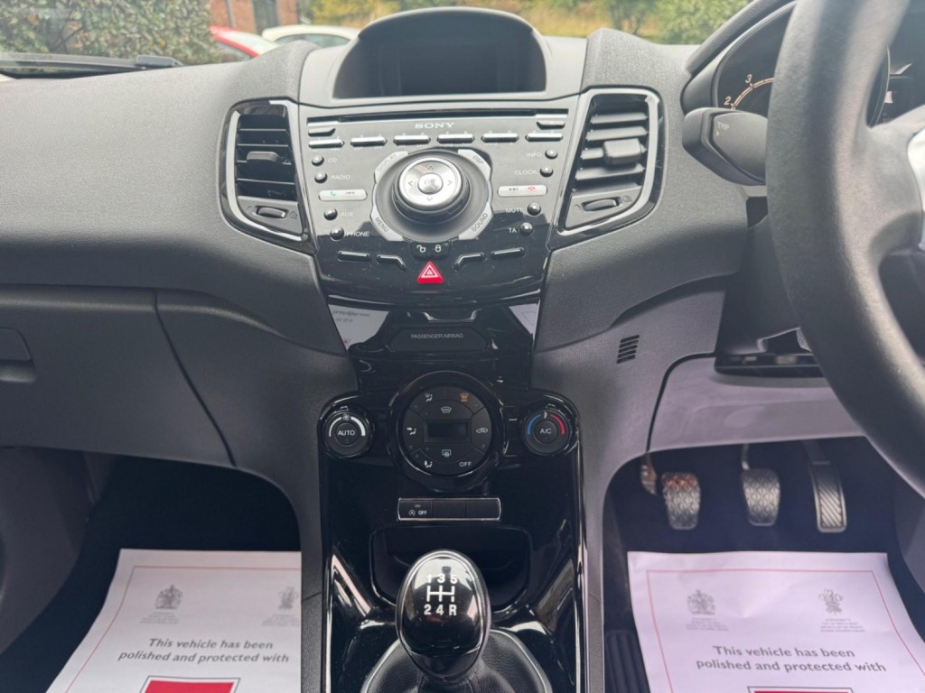 FORD FIESTA 1.0T EcoBoost Titanium Euro 5 (s/s) 5dr 2014