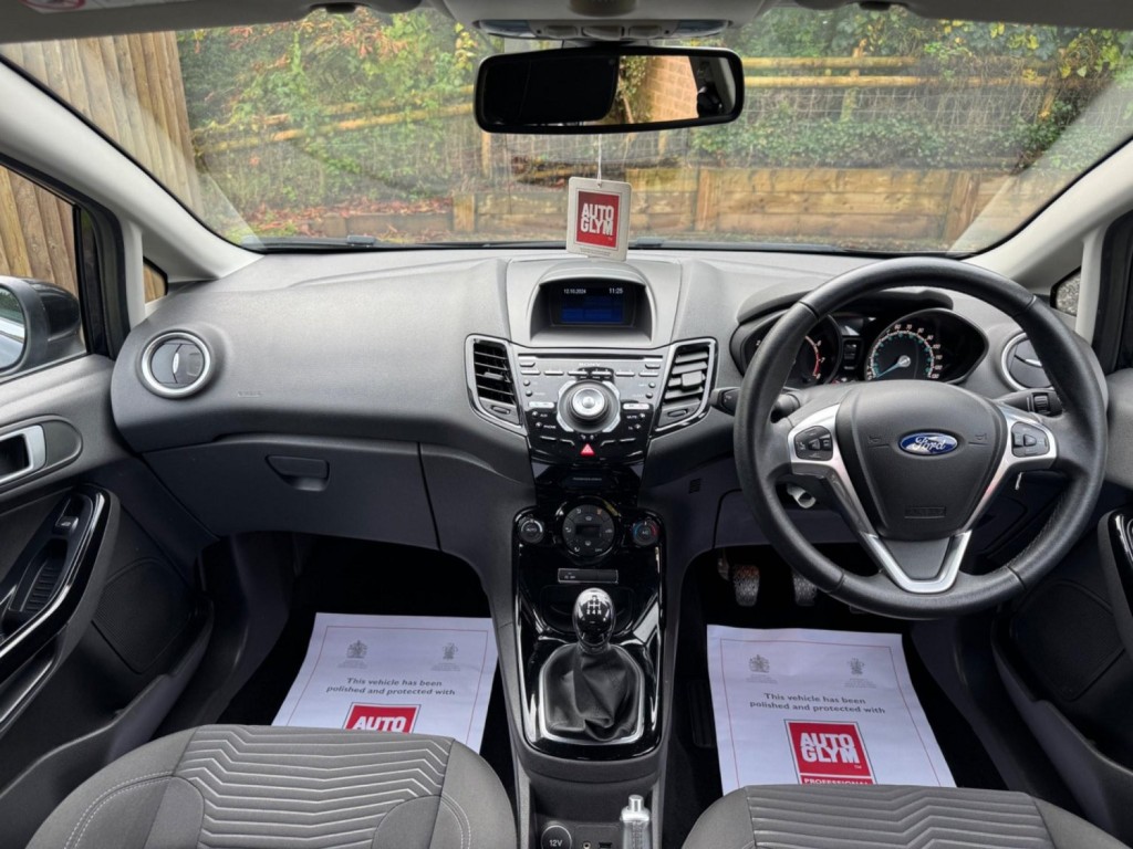 FORD FIESTA 1.0T EcoBoost Titanium Euro 5 (s/s) 5dr 2014