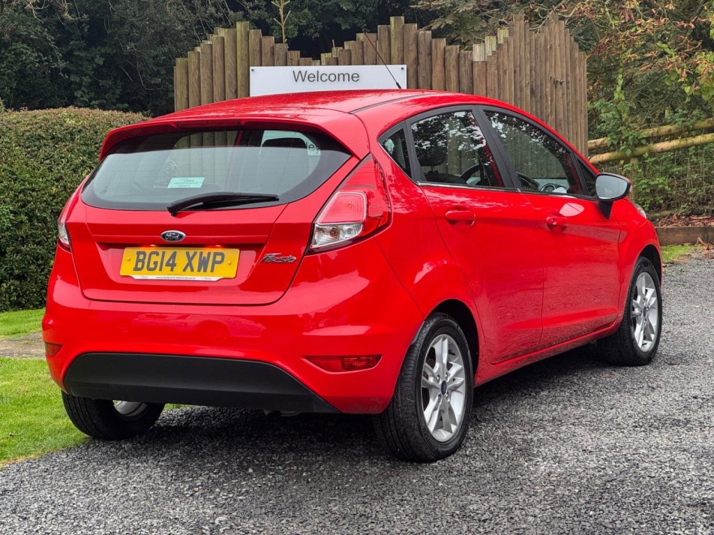 FORD FIESTA 1.25 Zetec Euro 5 5dr 2014