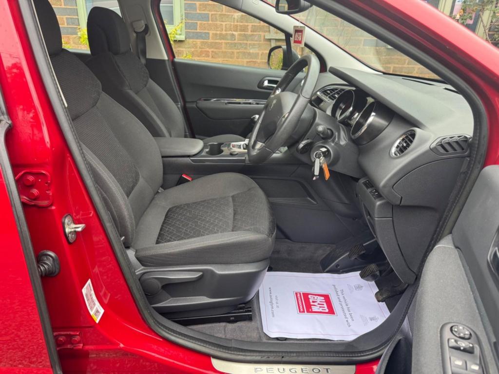 PEUGEOT 3008 1.6 HDi Active Euro 5 5dr 2014