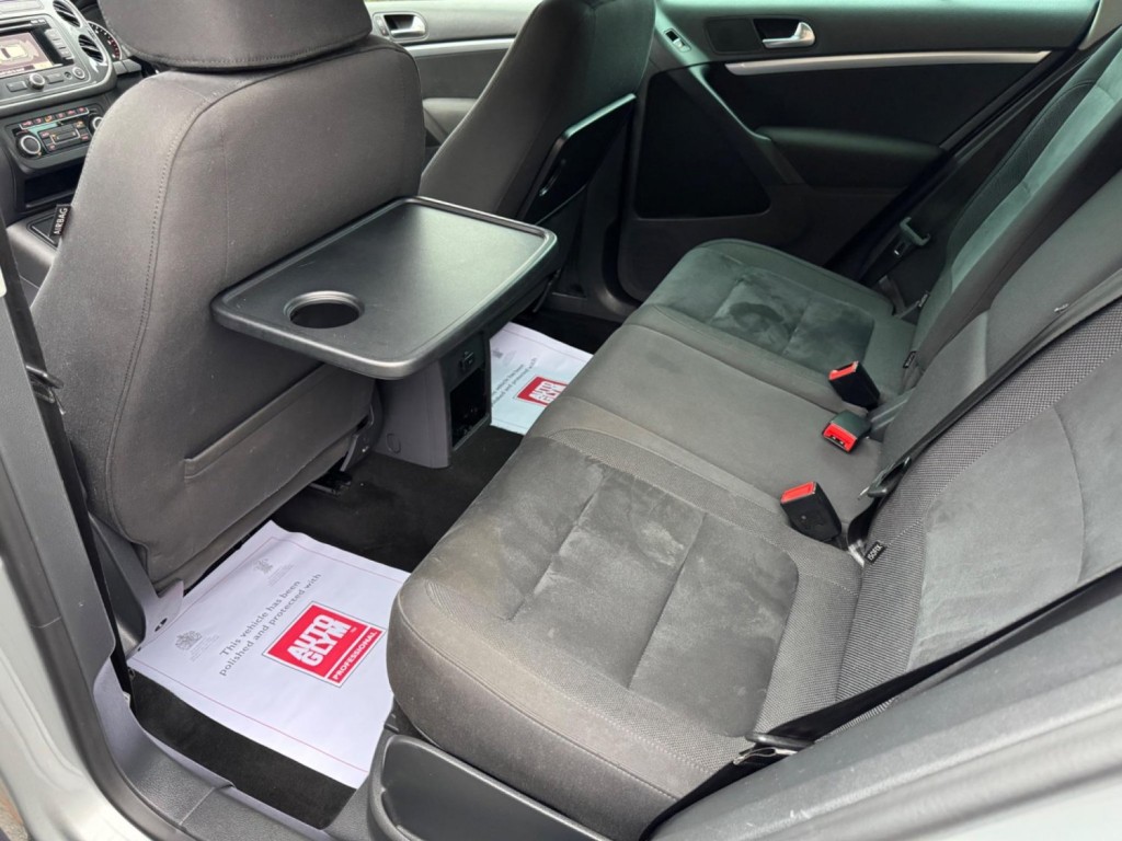 VOLKSWAGEN TIGUAN 2.0 TDI BlueMotion Tech Match 4WD Euro 5 (s/s) 5dr 2014