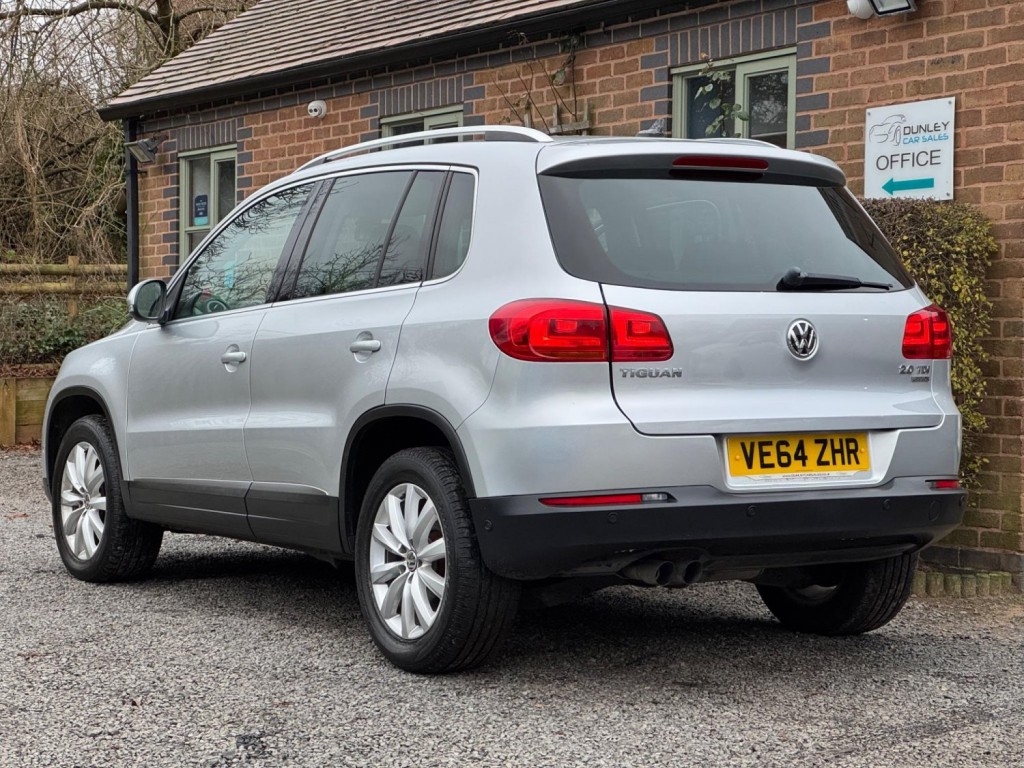 VOLKSWAGEN TIGUAN 2.0 TDI BlueMotion Tech Match 4WD Euro 5 (s/s) 5dr 2014