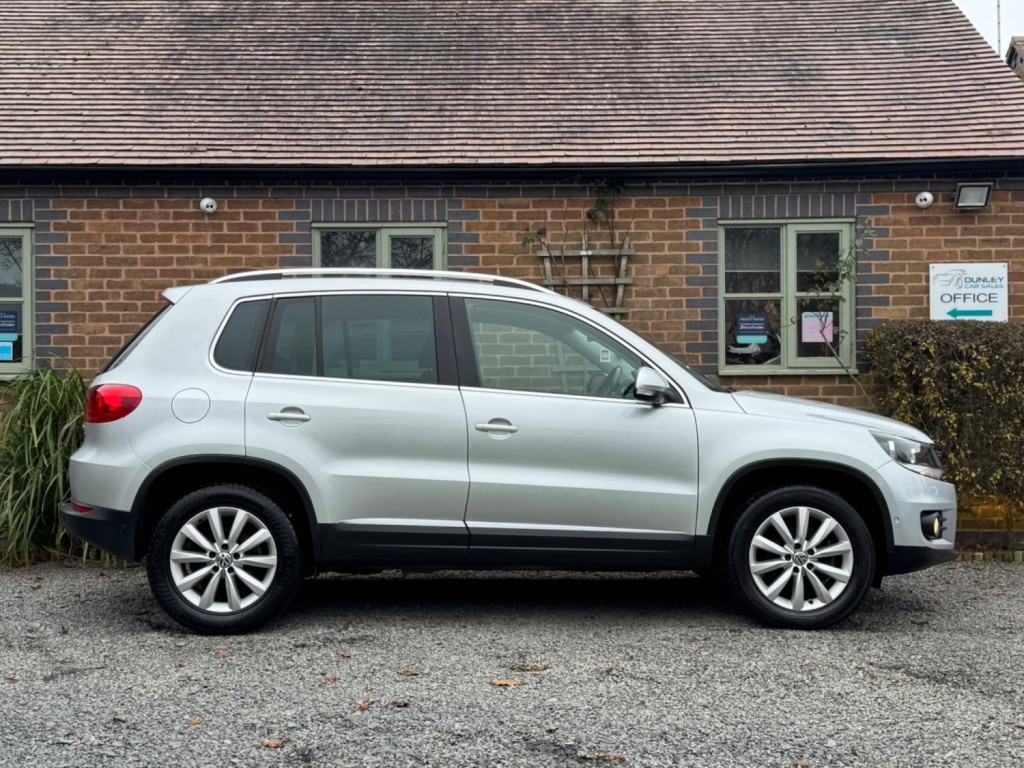 VOLKSWAGEN TIGUAN 2.0 TDI BlueMotion Tech Match 4WD Euro 5 (s/s) 5dr 2014