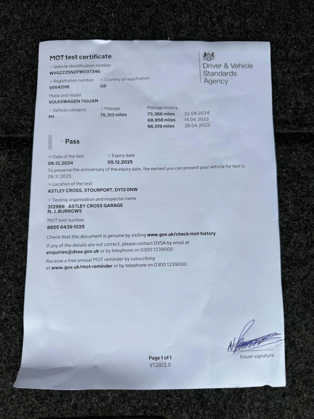 VOLKSWAGEN TIGUAN 2.0 TDI BlueMotion Tech Match 4WD Euro 5 (s/s) 5dr 2014