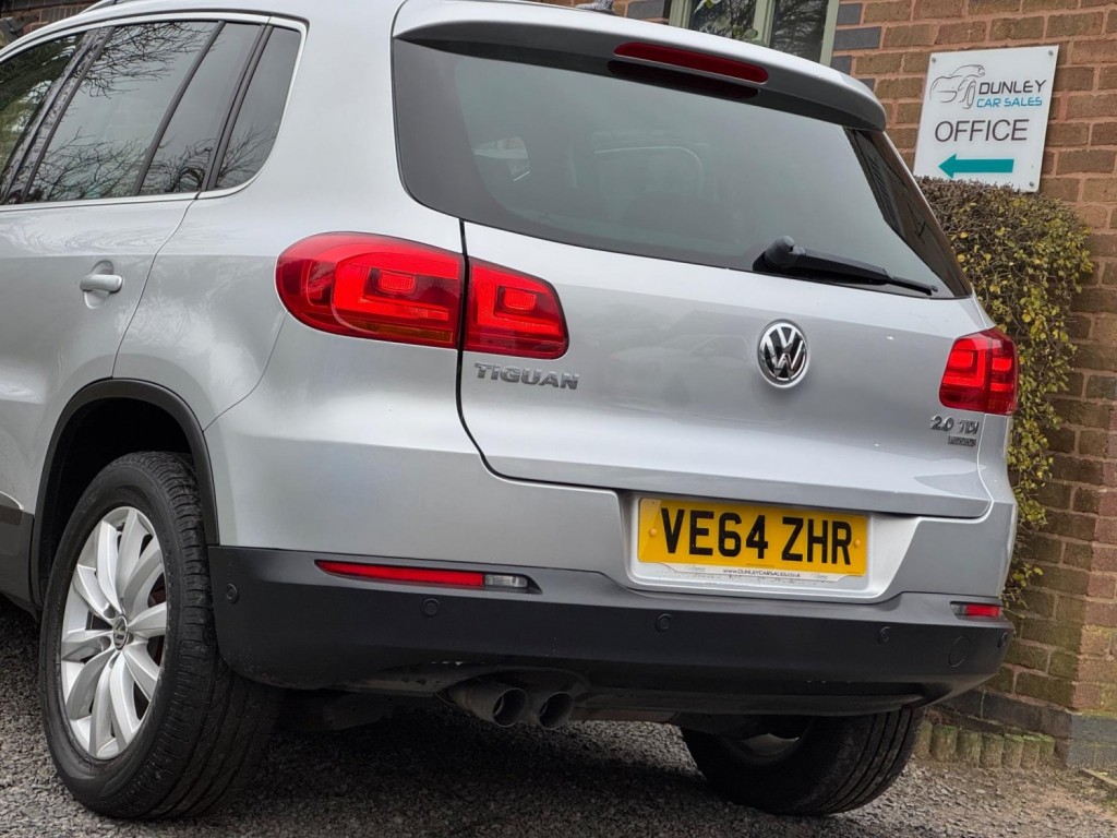VOLKSWAGEN TIGUAN 2.0 TDI BlueMotion Tech Match 4WD Euro 5 (s/s) 5dr 2014