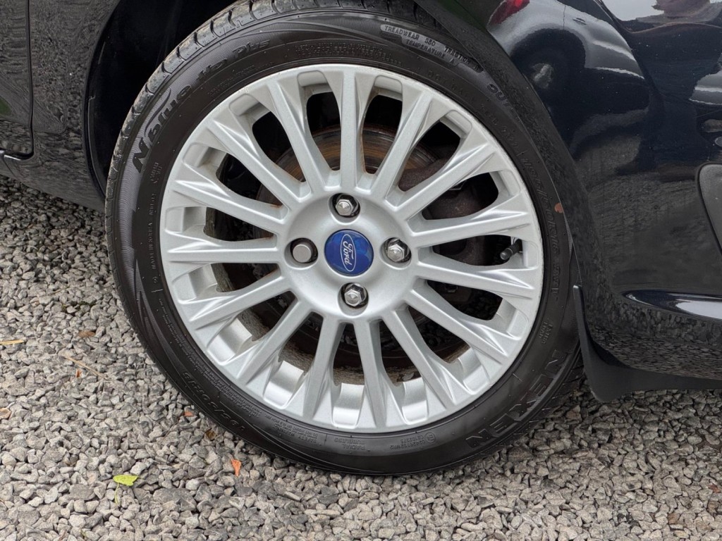 FORD FIESTA 1.0T EcoBoost Titanium Euro 5 (s/s) 5dr 2014