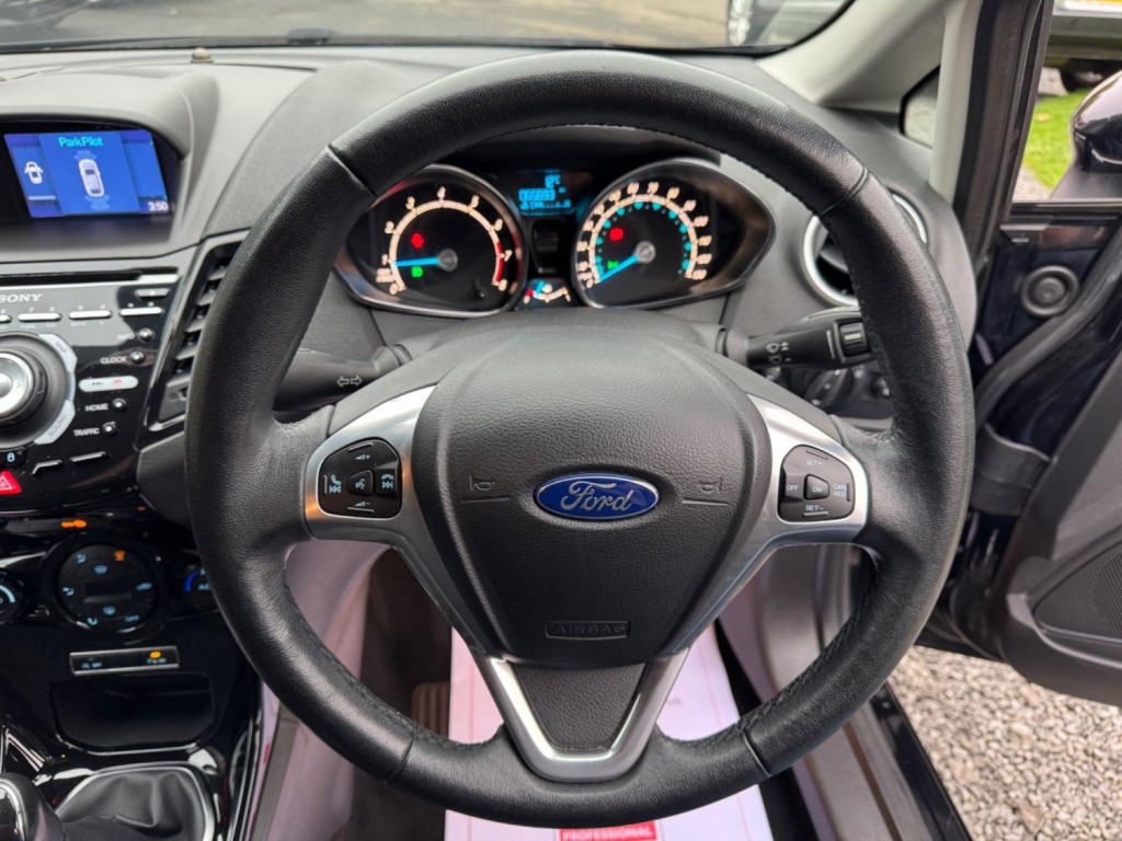 FORD FIESTA 1.0T EcoBoost Titanium Euro 5 (s/s) 5dr 2014