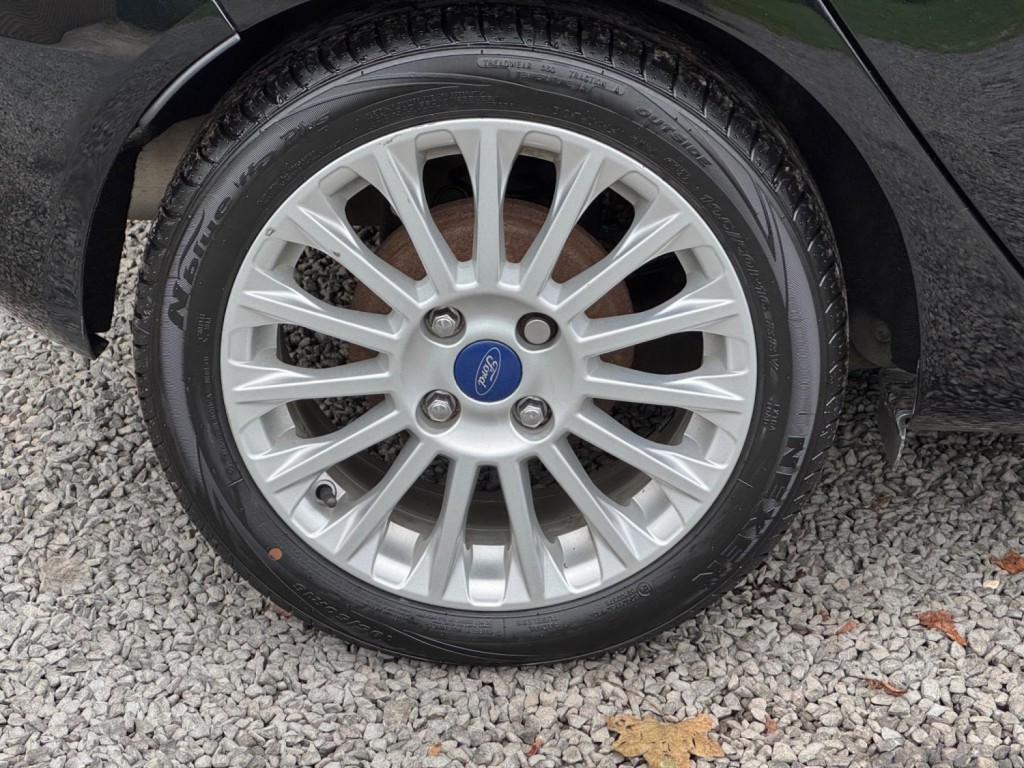 FORD FIESTA 1.0T EcoBoost Titanium Euro 5 (s/s) 5dr 2014