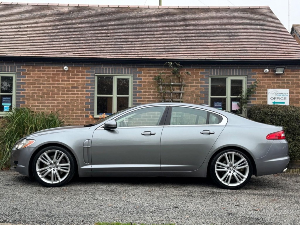 JAGUAR XF 3.0d V6 Portfolio Auto Euro 5 4dr 2009