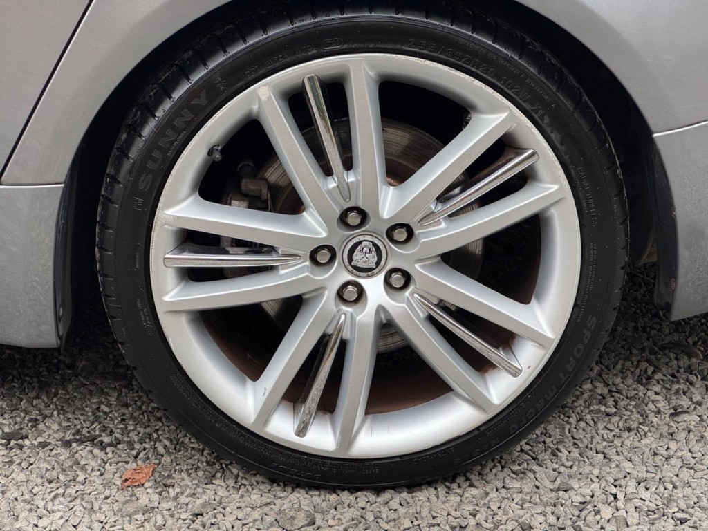 JAGUAR XF 3.0d V6 Portfolio Auto Euro 5 4dr 2009