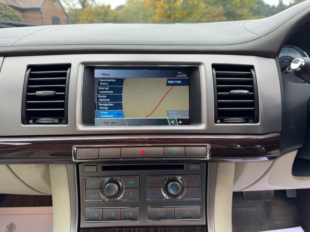 JAGUAR XF 3.0d V6 Portfolio Auto Euro 5 4dr 2009