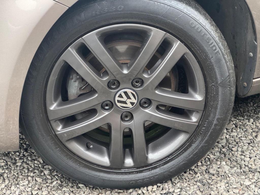 VOLKSWAGEN GOLF PLUS 2.0 TDI SE Euro 5 5dr 2013