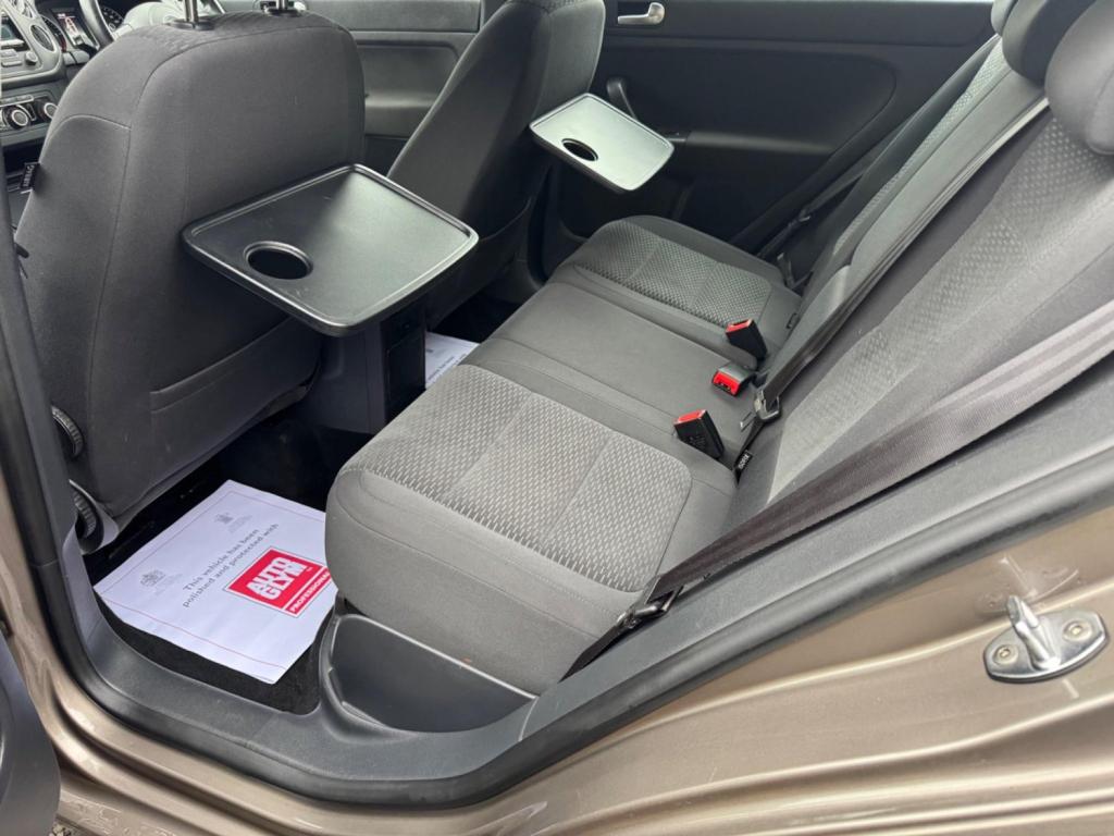 VOLKSWAGEN GOLF PLUS 2.0 TDI SE Euro 5 5dr 2013