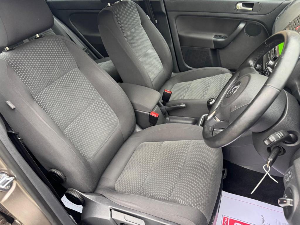 VOLKSWAGEN GOLF PLUS 2.0 TDI SE Euro 5 5dr 2013