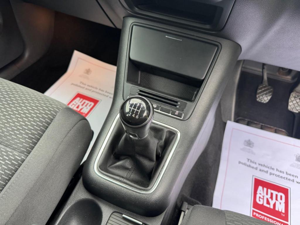 VOLKSWAGEN GOLF PLUS 2.0 TDI SE Euro 5 5dr 2013