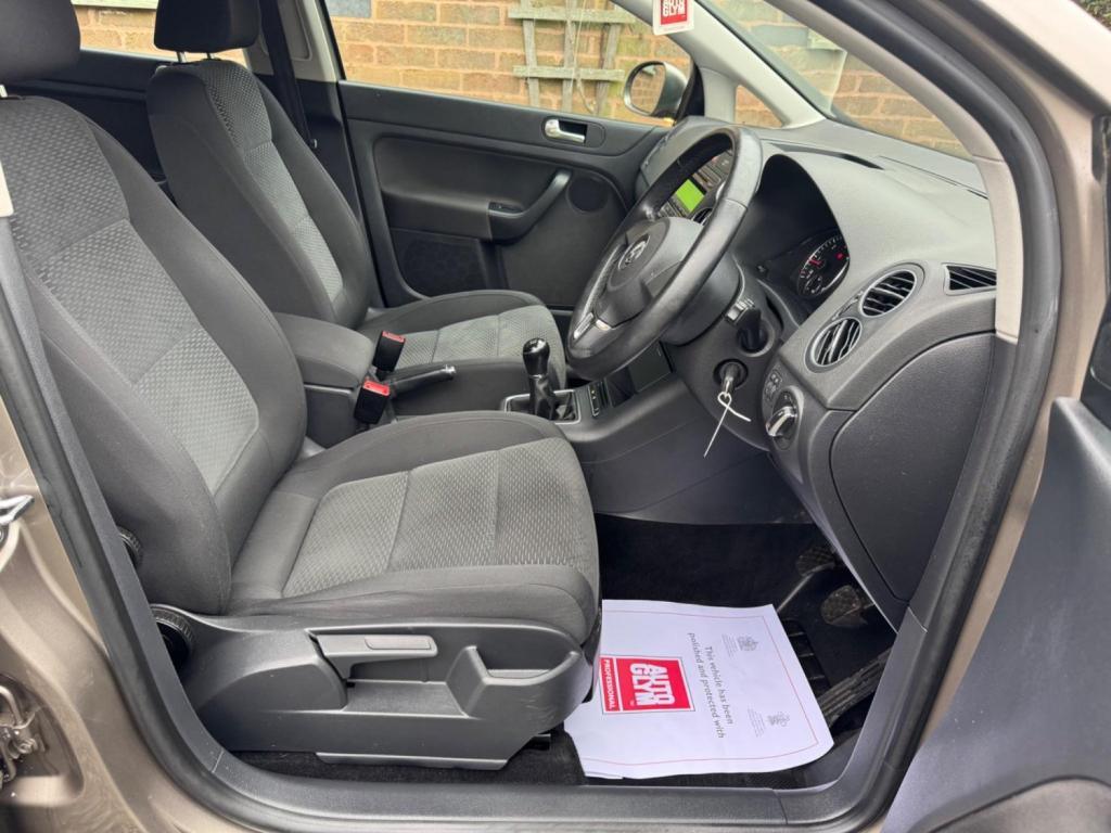 VOLKSWAGEN GOLF PLUS 2.0 TDI SE Euro 5 5dr 2013