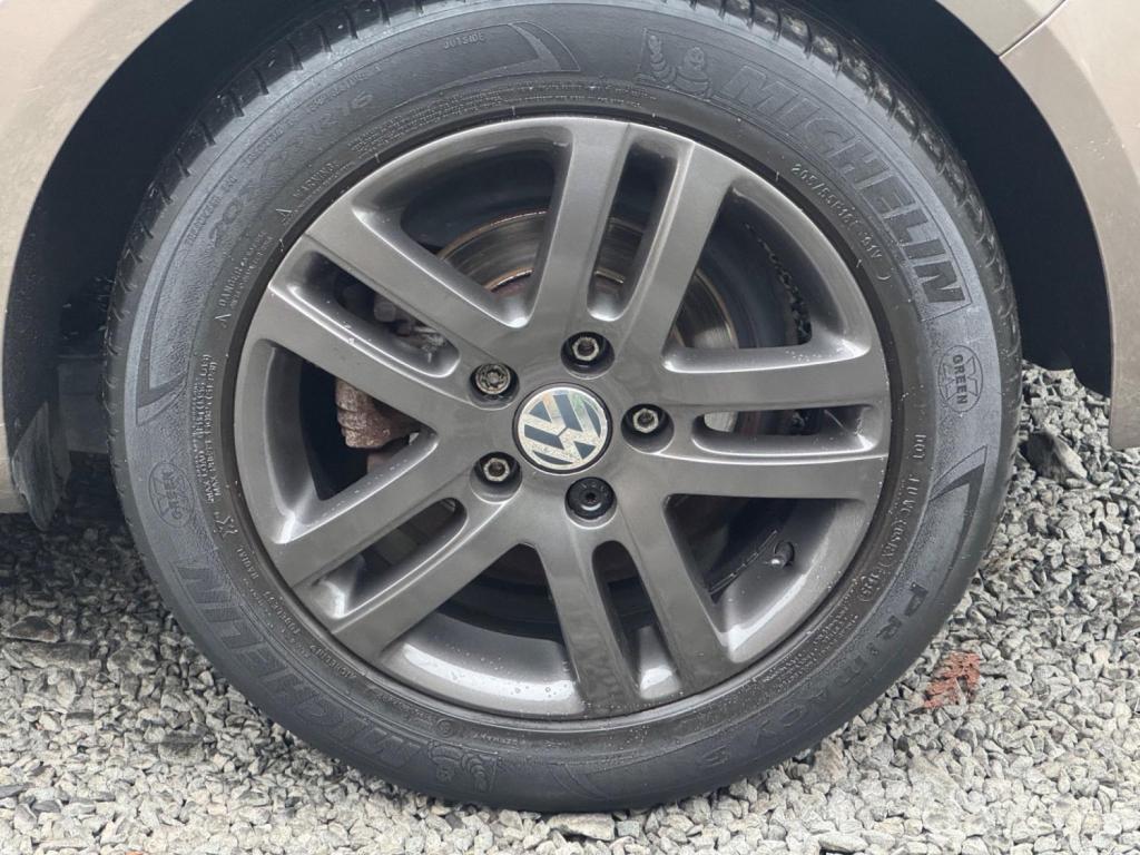 VOLKSWAGEN GOLF PLUS 2.0 TDI SE Euro 5 5dr 2013