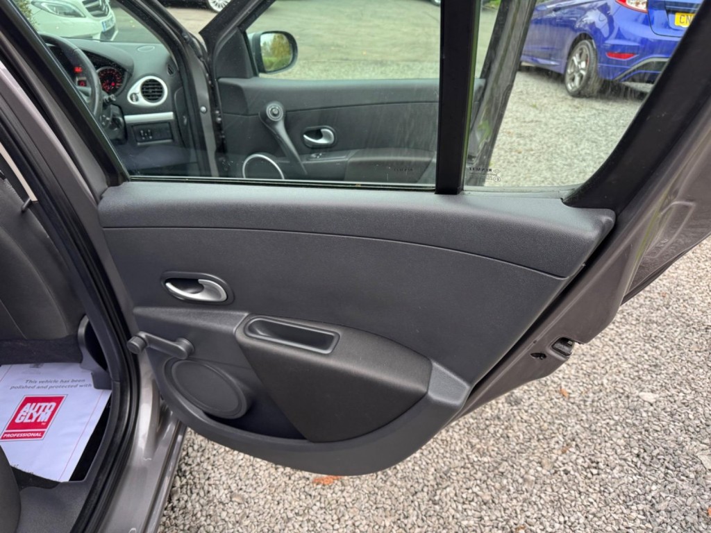 RENAULT CLIO 1.2 TCe Dynamique Euro 4 5dr 2010